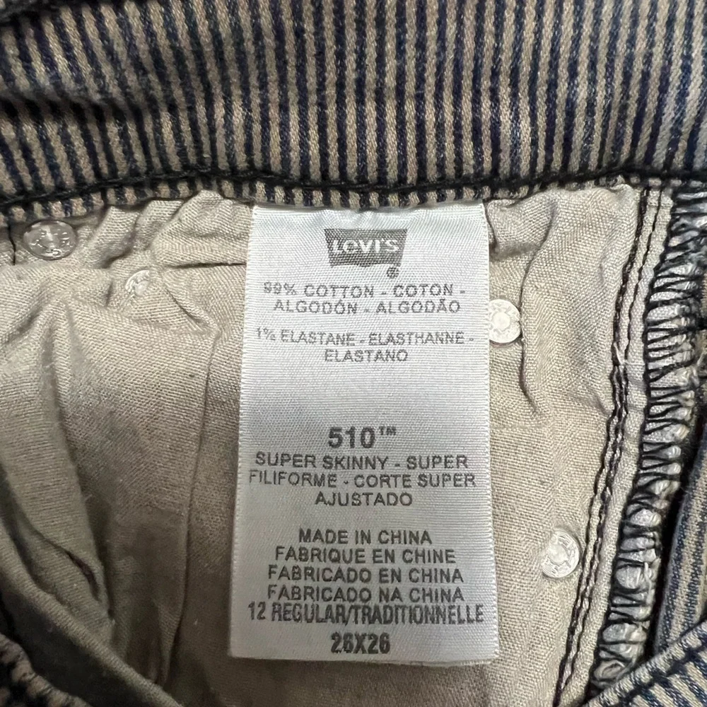 Levi’s 510 jeans for boys straight lines